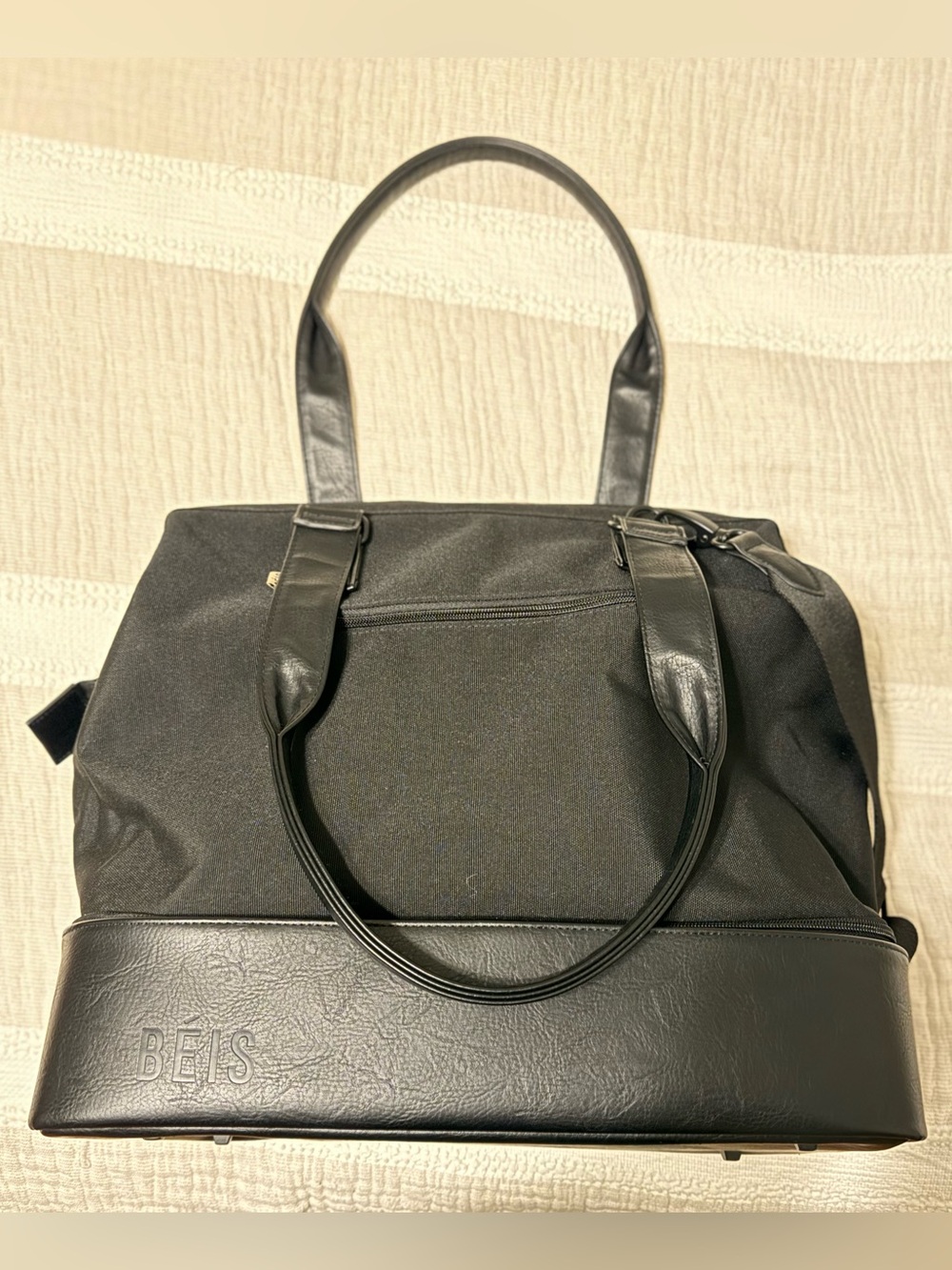 Beis Weekender Bag in Black - Picture 3 of 11
